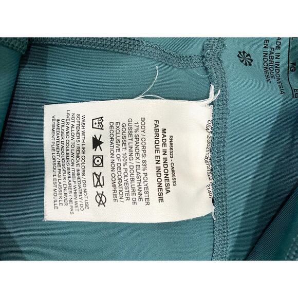 Nike Dri-Fit One Mid-Rise Leggings - Size XL  (EUC) - Picture 7 of 8